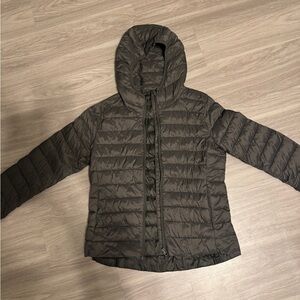 Old navy active puffer jacket women’s